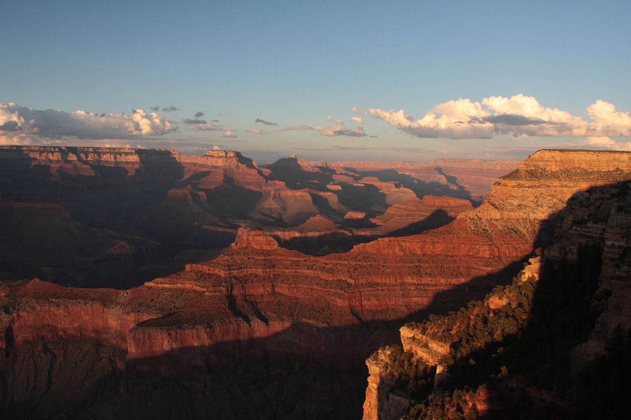 Hiking the Scenic Trails of the Grand Canyon’s North Rim